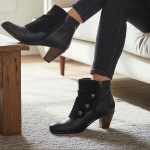 L'Artiste Black Victorian Ankle Boots Size 8.5